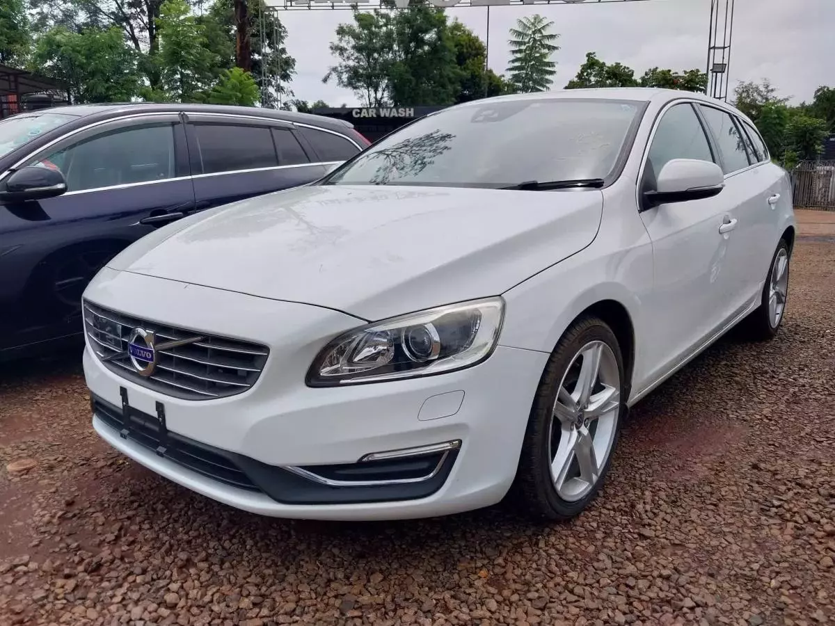 Volvo V60   - 2017