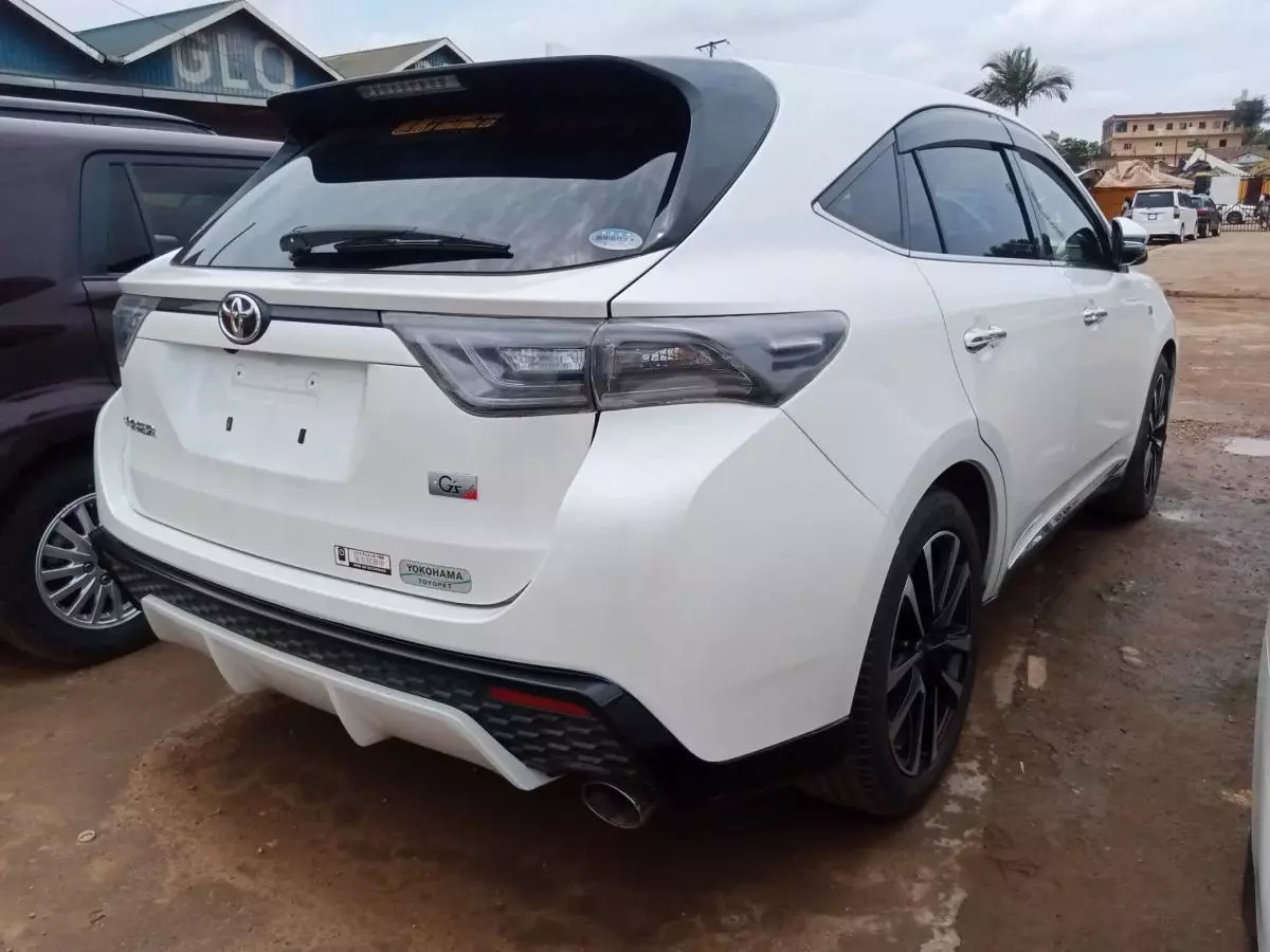 Toyota Harrier GR   - 2015