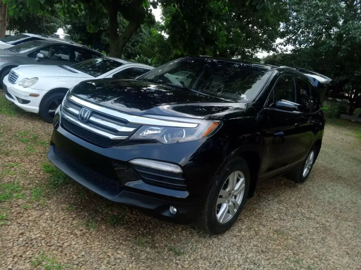 Honda Pilot   - 2016