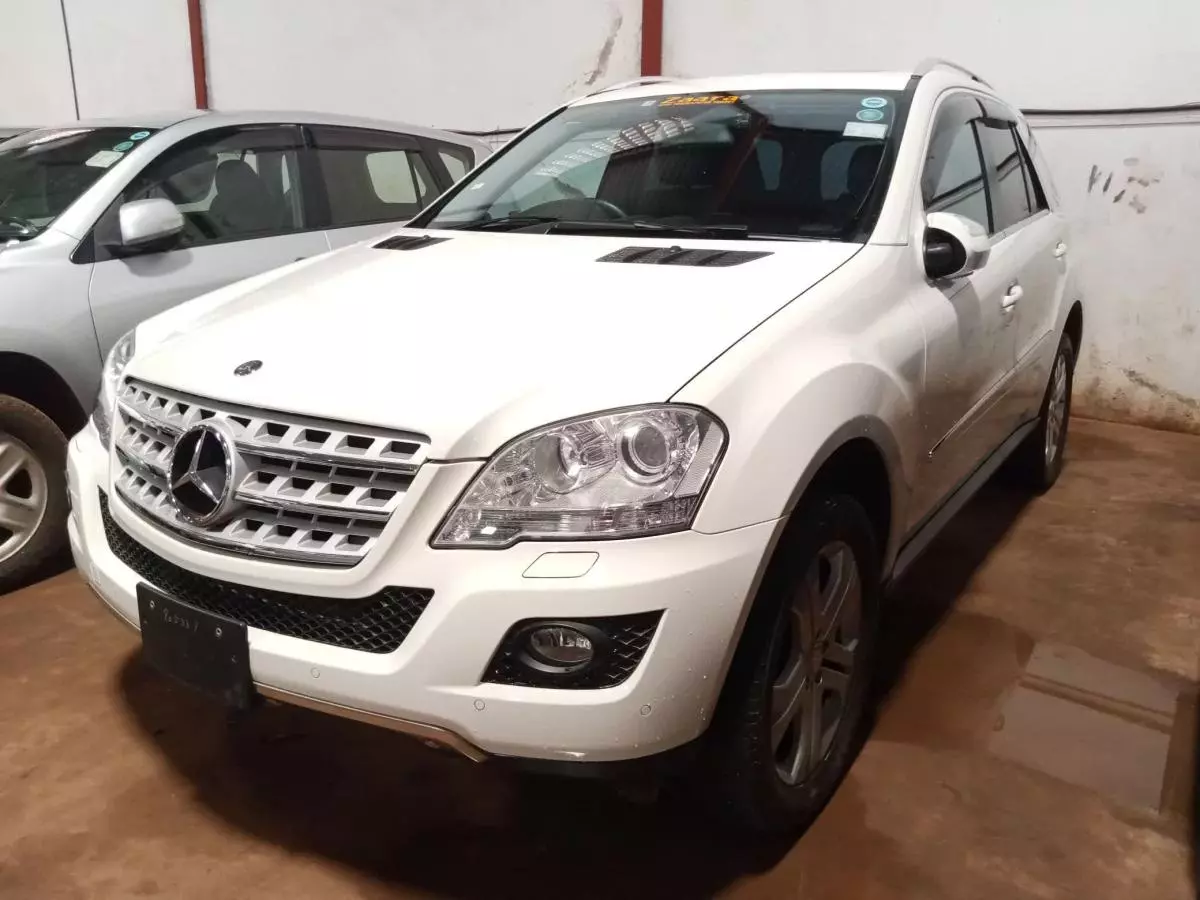 Mercedes-Benz ML 350   - 2009