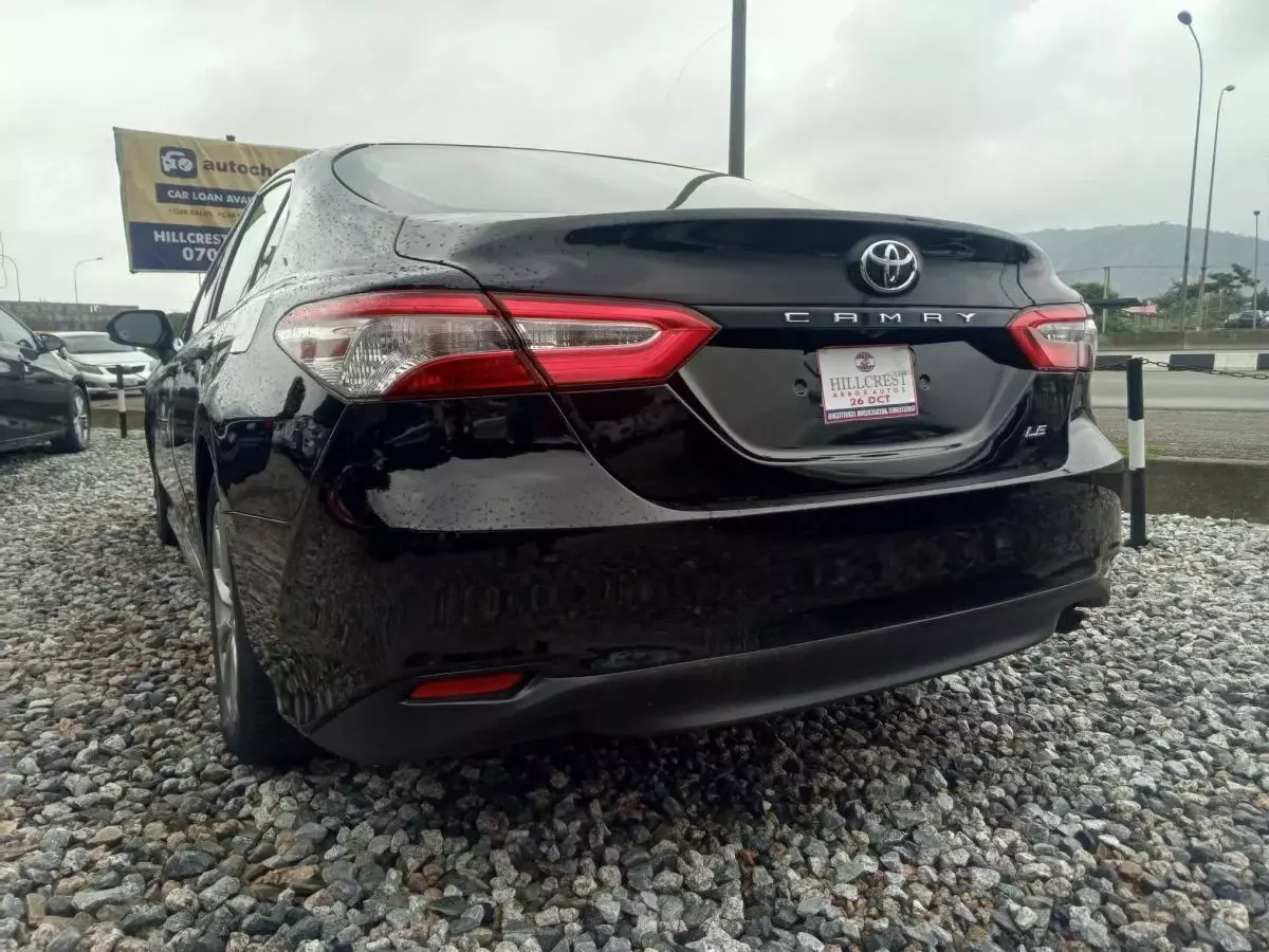 Toyota Camry   - 2019