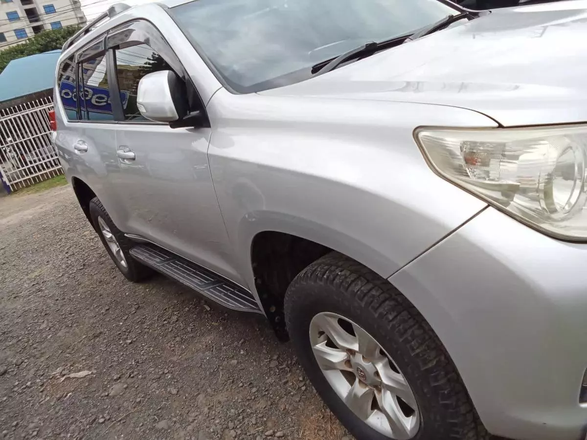 Toyota Land Cruiser Prado TX L   - 2010