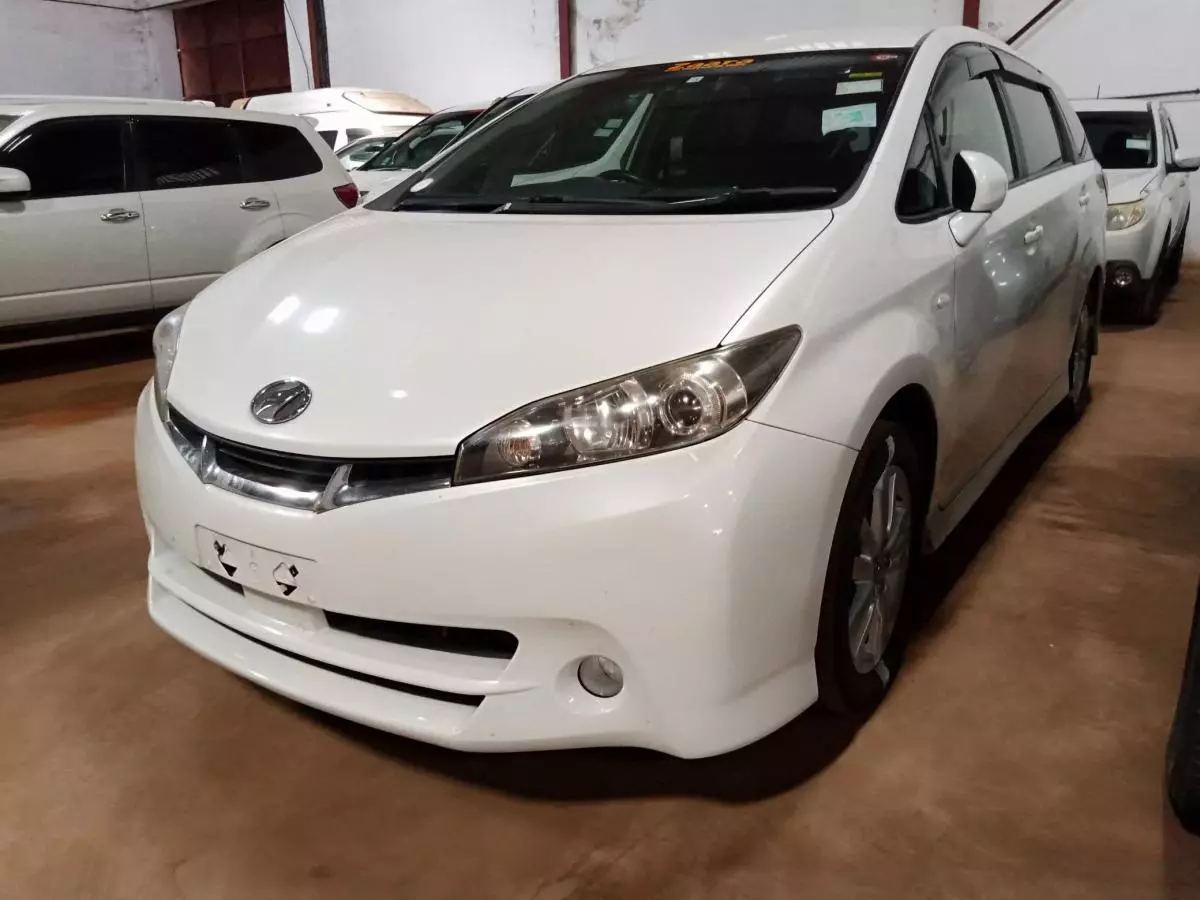 Toyota Wish   - 2009