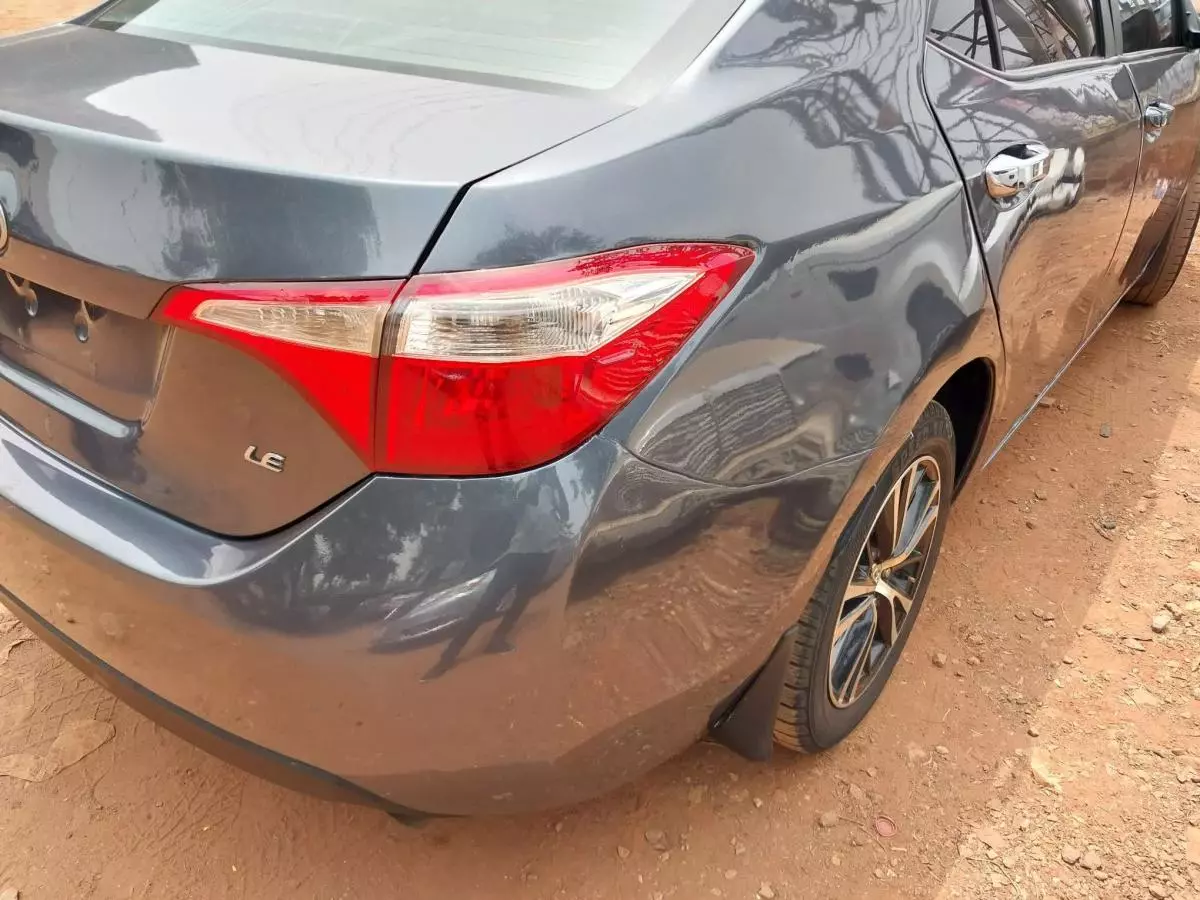 Toyota Corolla - 2015