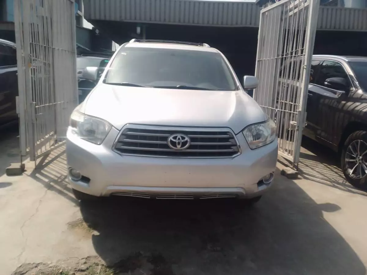 Toyota Highlander   - 2008