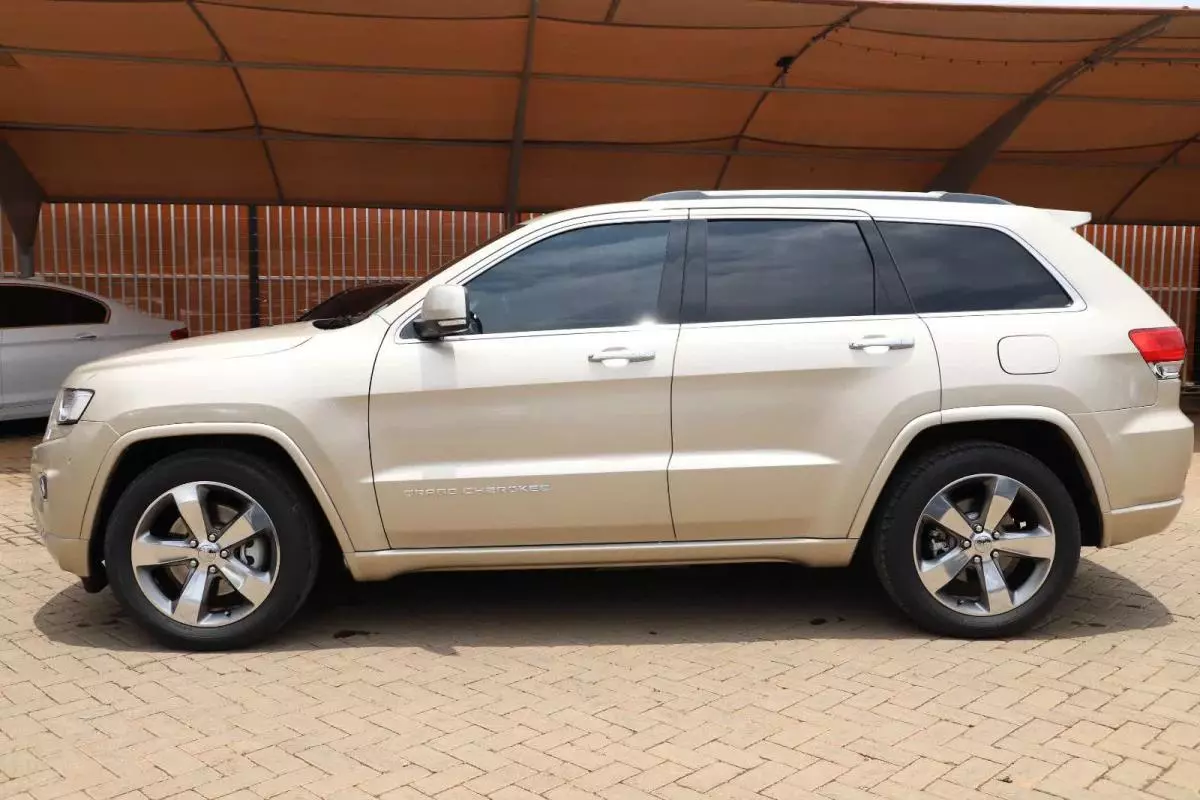 JEEP Grand Cherokee   - 2017