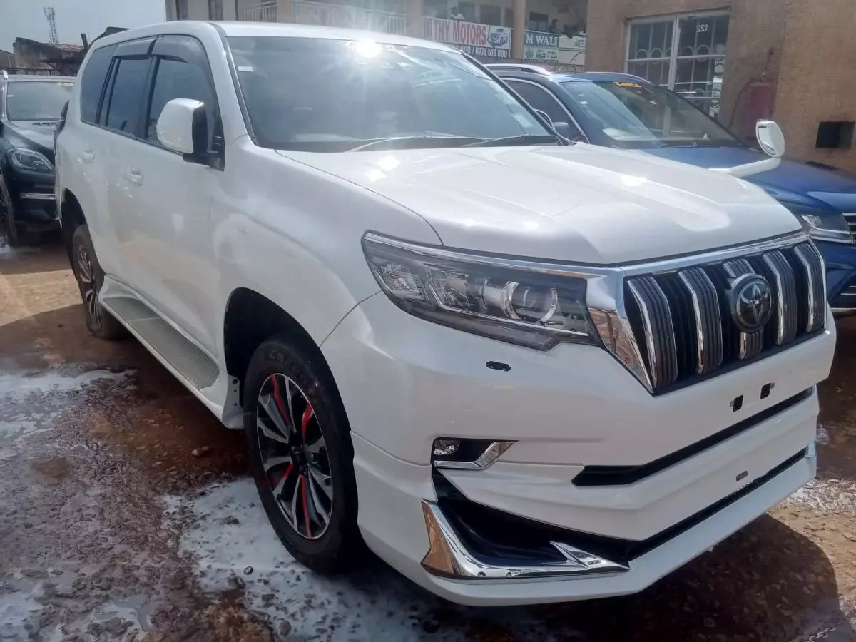 Toyota Landcruiser Prado   - 2018