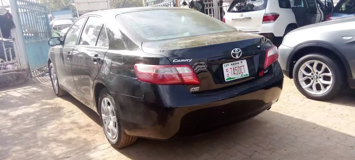Toyota Camry - 2007