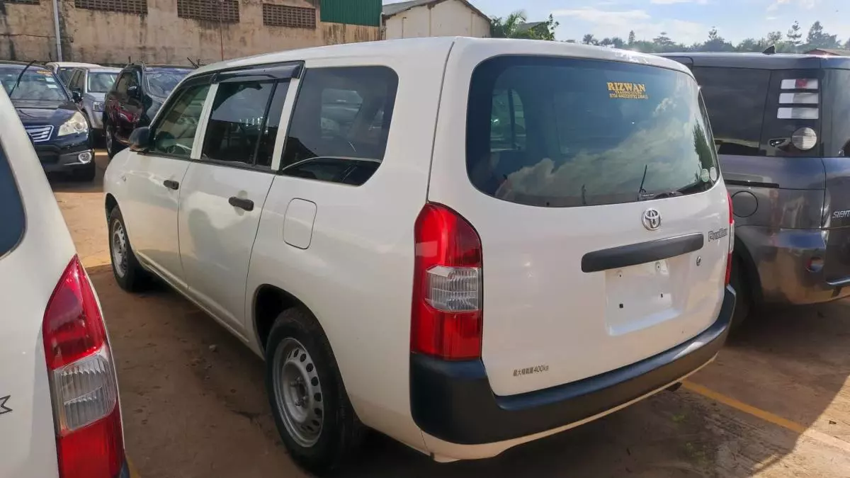 Toyota Probox  - 2015