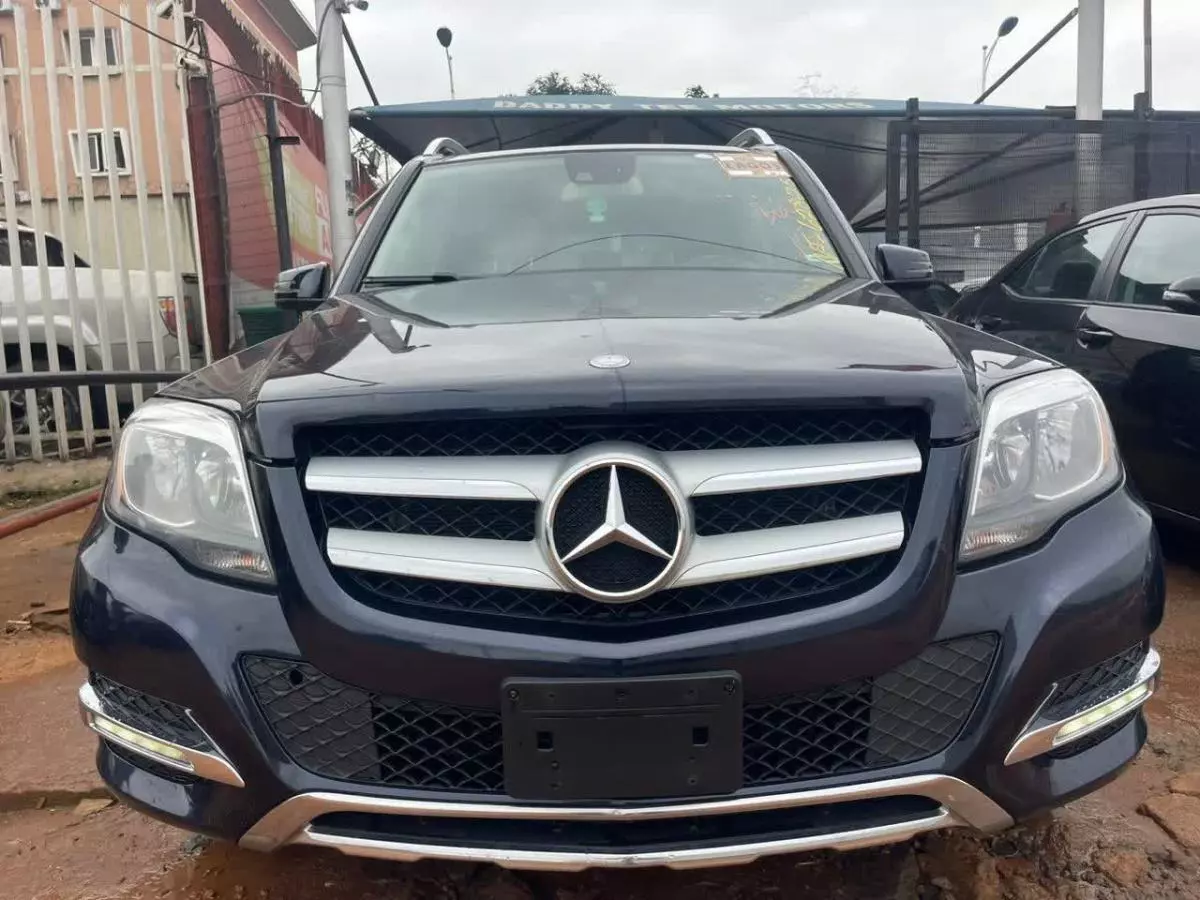 Mercedes-Benz GLK 350   - 2015