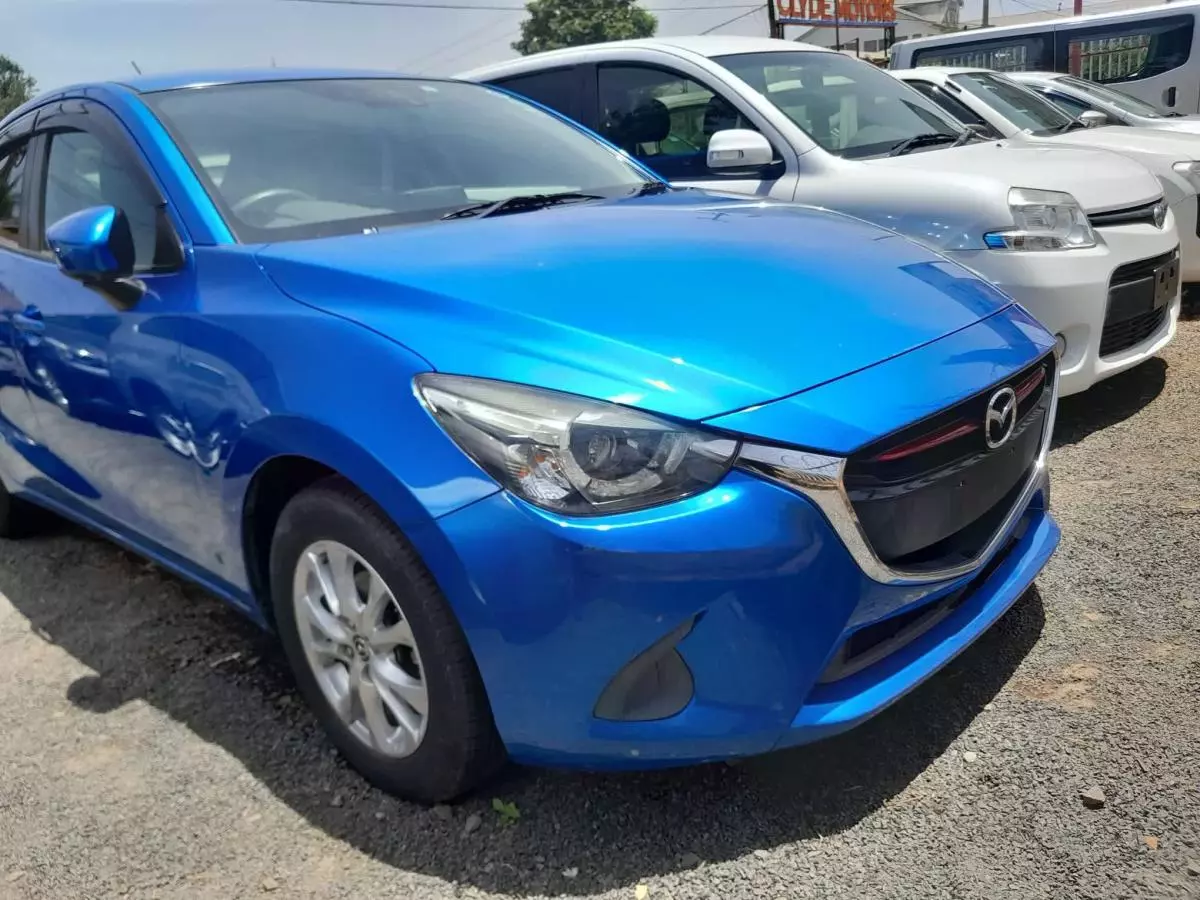 Mazda Demio - 2015