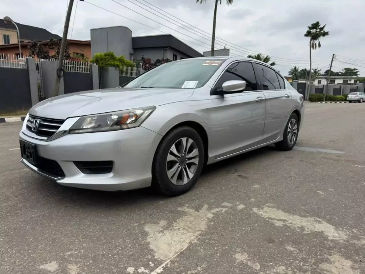 Honda Accord   - 2013