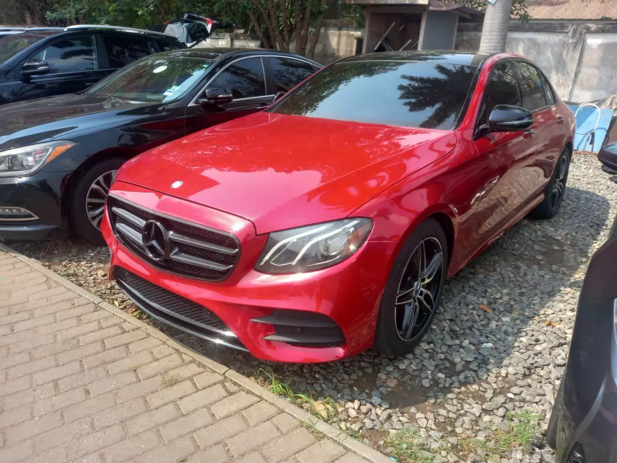 Mercedes-Benz C 300   - 2017