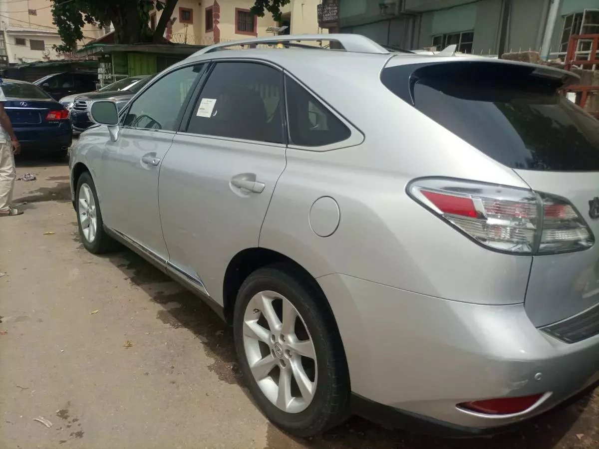 Lexus RX 350 - 2011