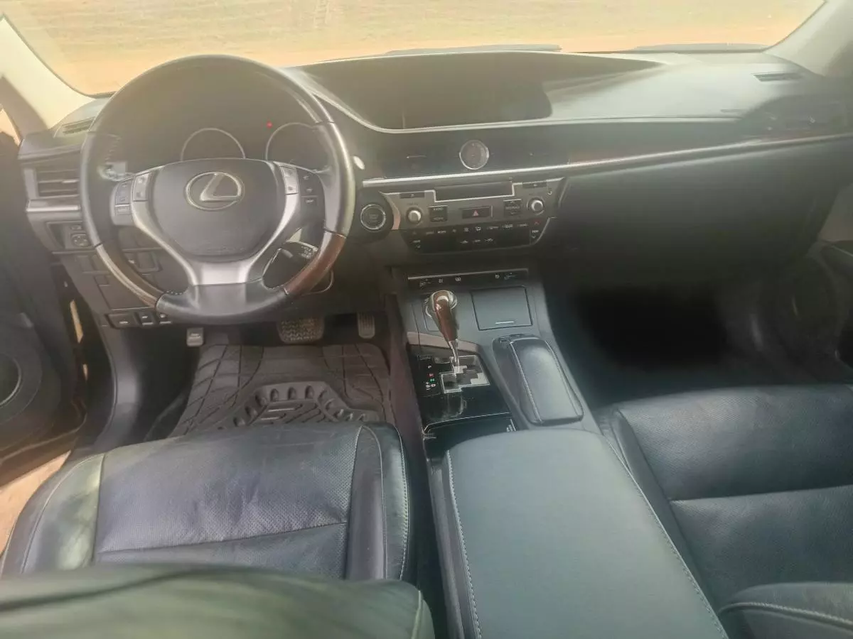 Lexus ES 350   - 2014
