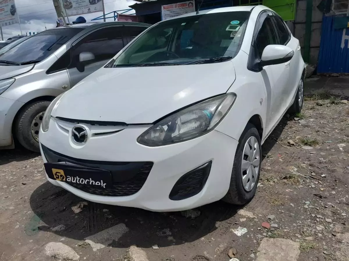 Mazda Demio   - 2013