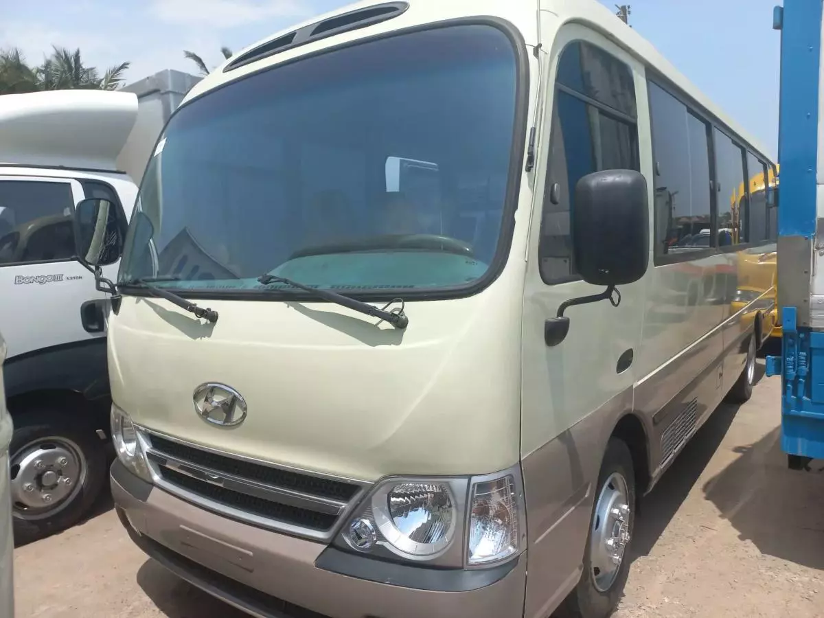 Hyundai county - 2012