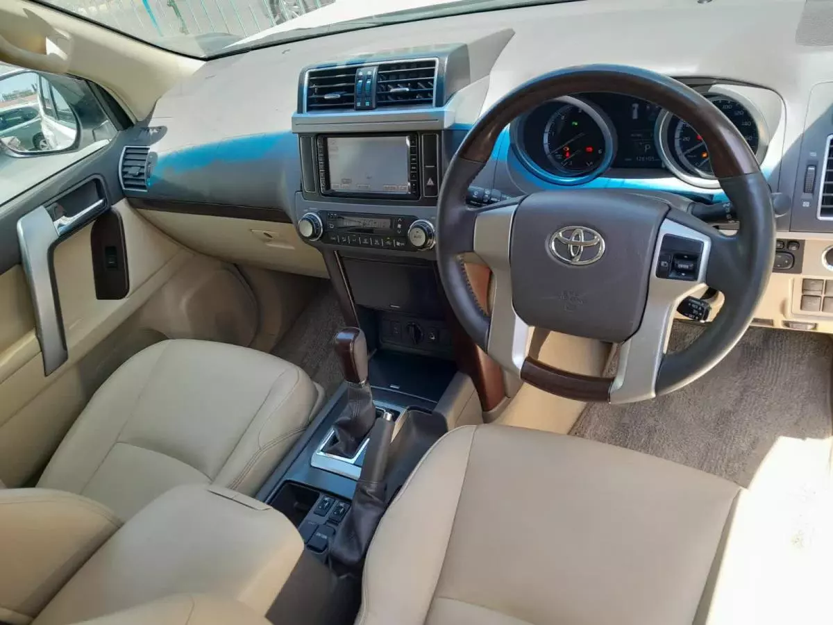 Toyota Landcruiser prado TX - 2015