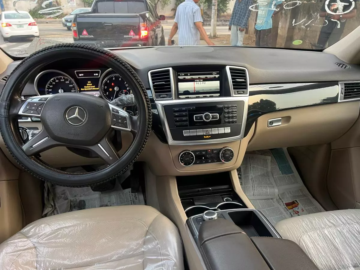 Mercedes-Benz ML 350   - 2015