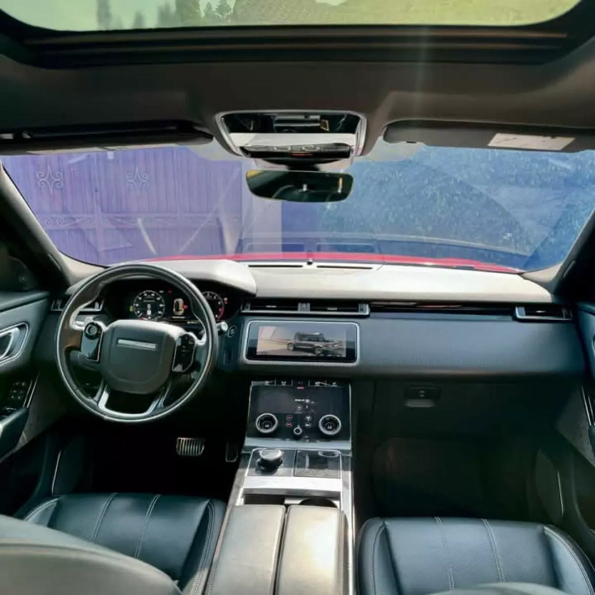 Land Rover Range Rover Velar   - 2019