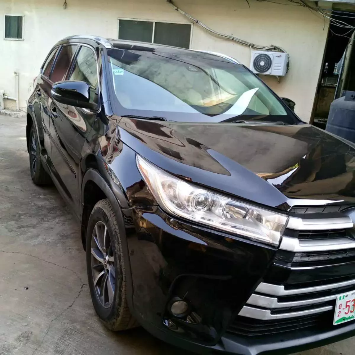 Toyota Highlander   - 2019