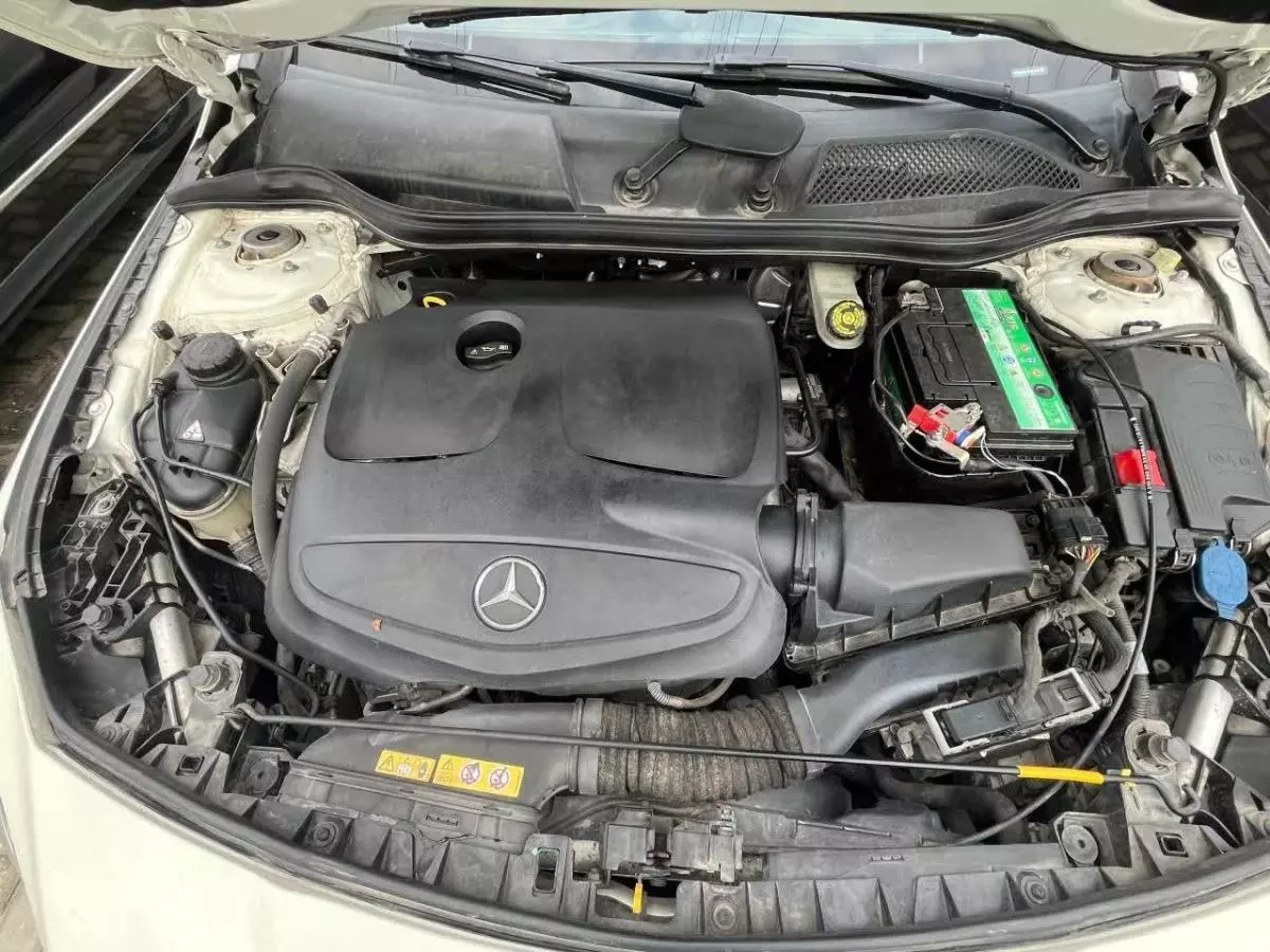 Mercedes-Benz CLA 250   - 2015