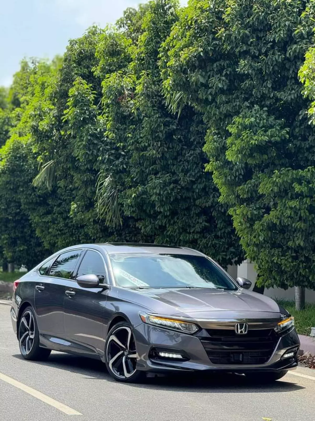 Honda Accord   - 2019