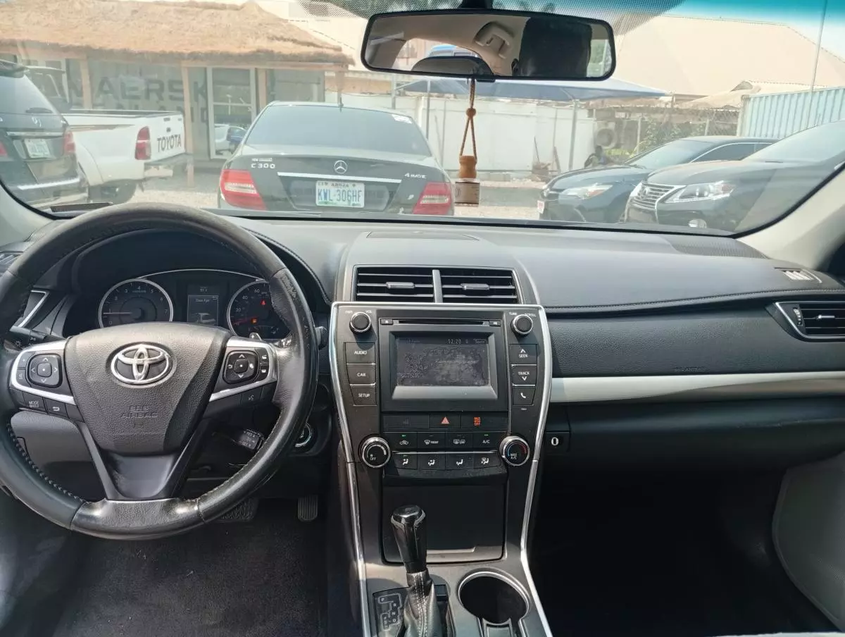 Toyota Camry   - 2015