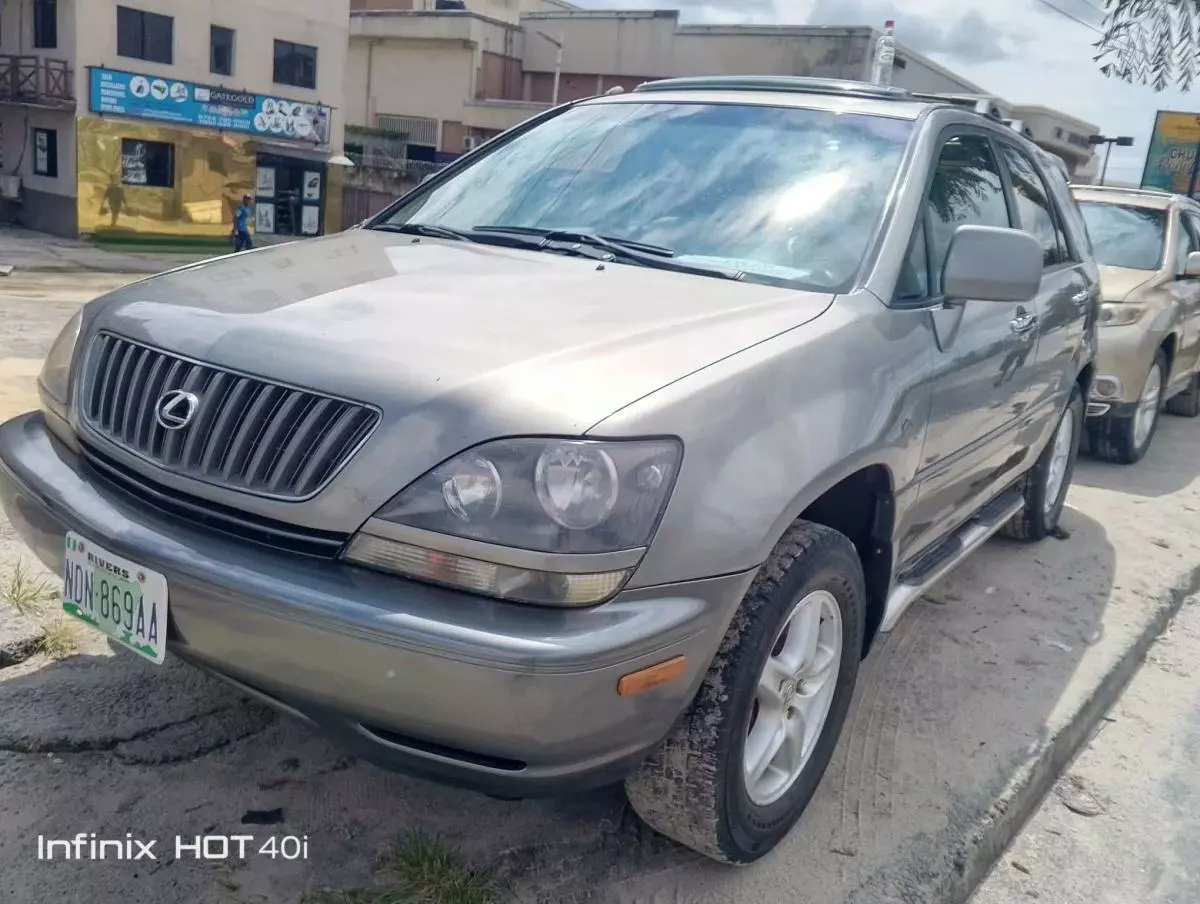 Lexus RX 300   - 1999