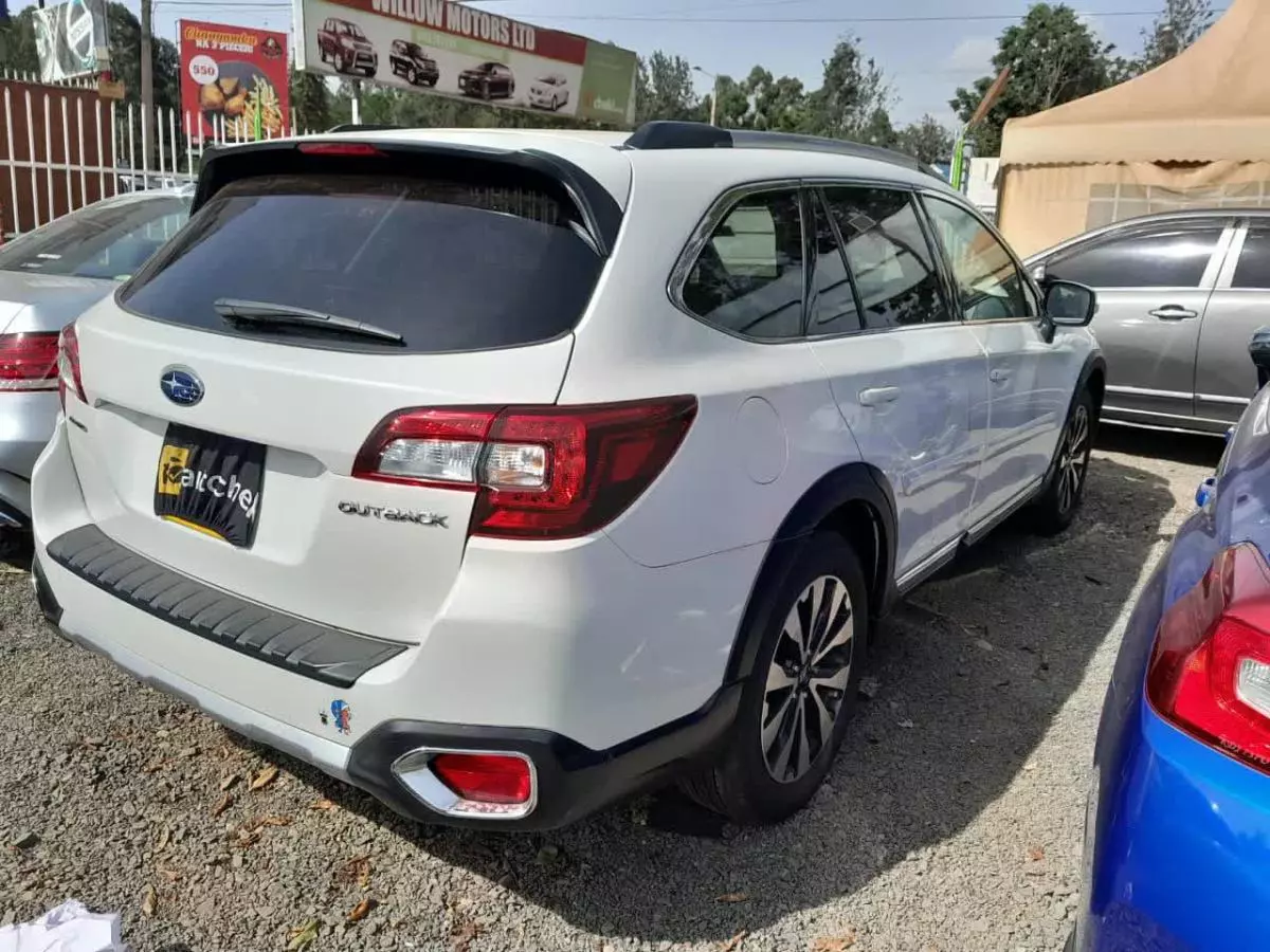 Subaru Outback - 2016