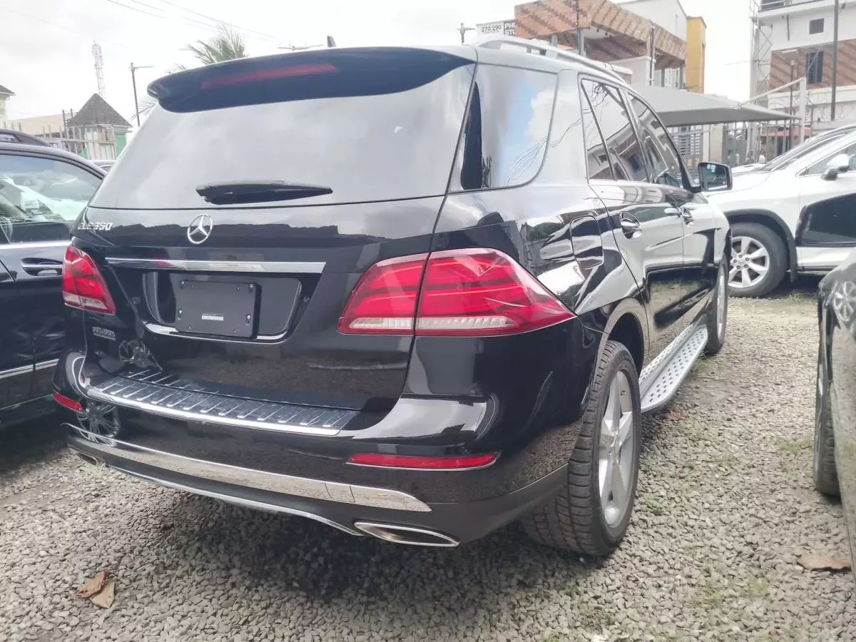 Mercedes-Benz GLE 350   - 2016