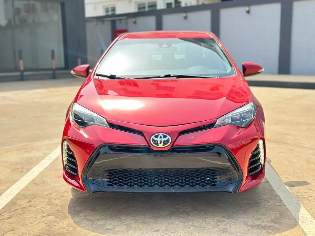 Toyota Corolla   - 2018