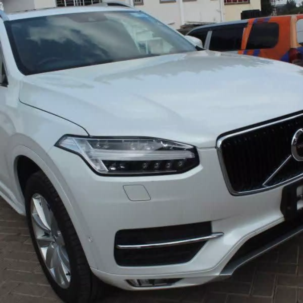 Volvo XC90   - 2018