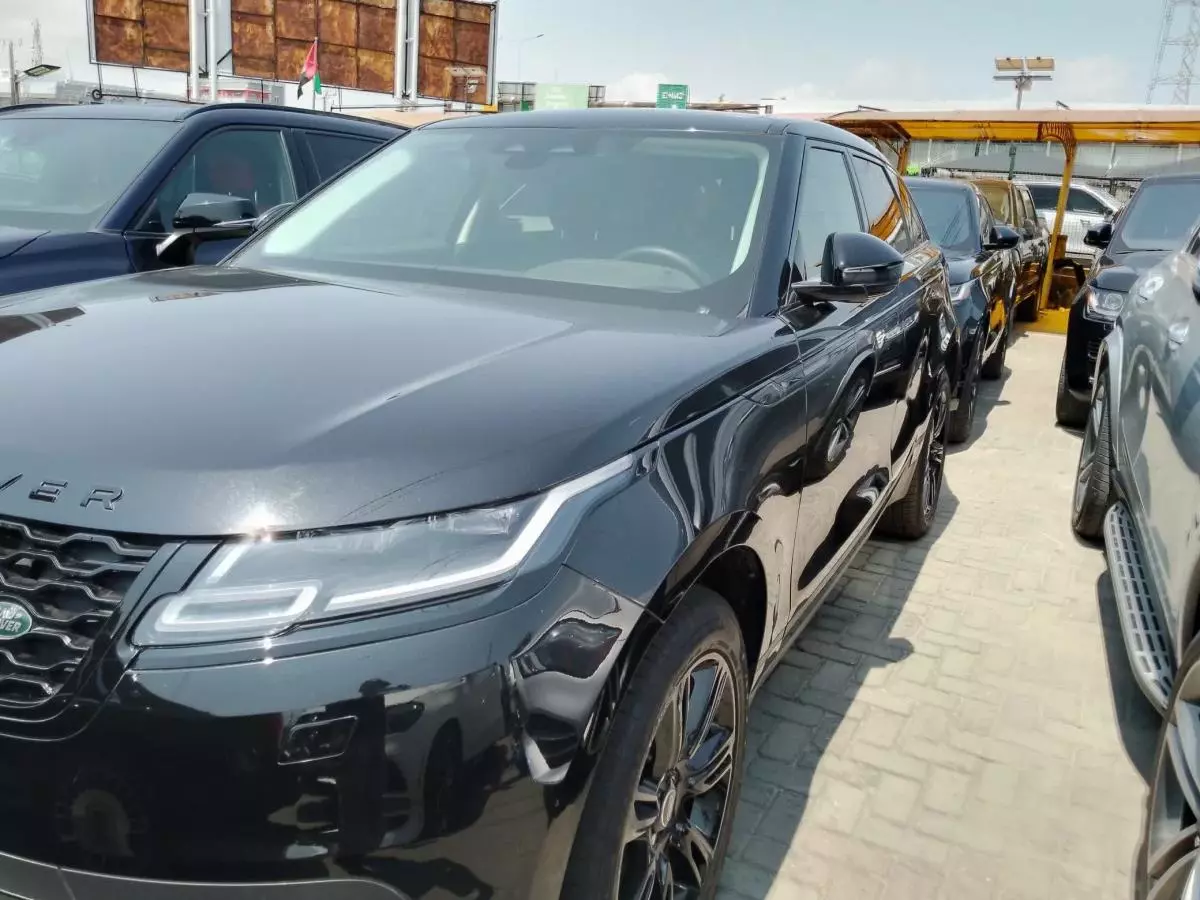 Land Rover Range Rover Velar   - 2023