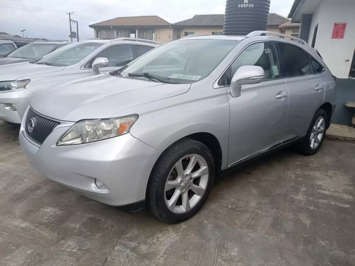 Lexus RX 350   - 2010