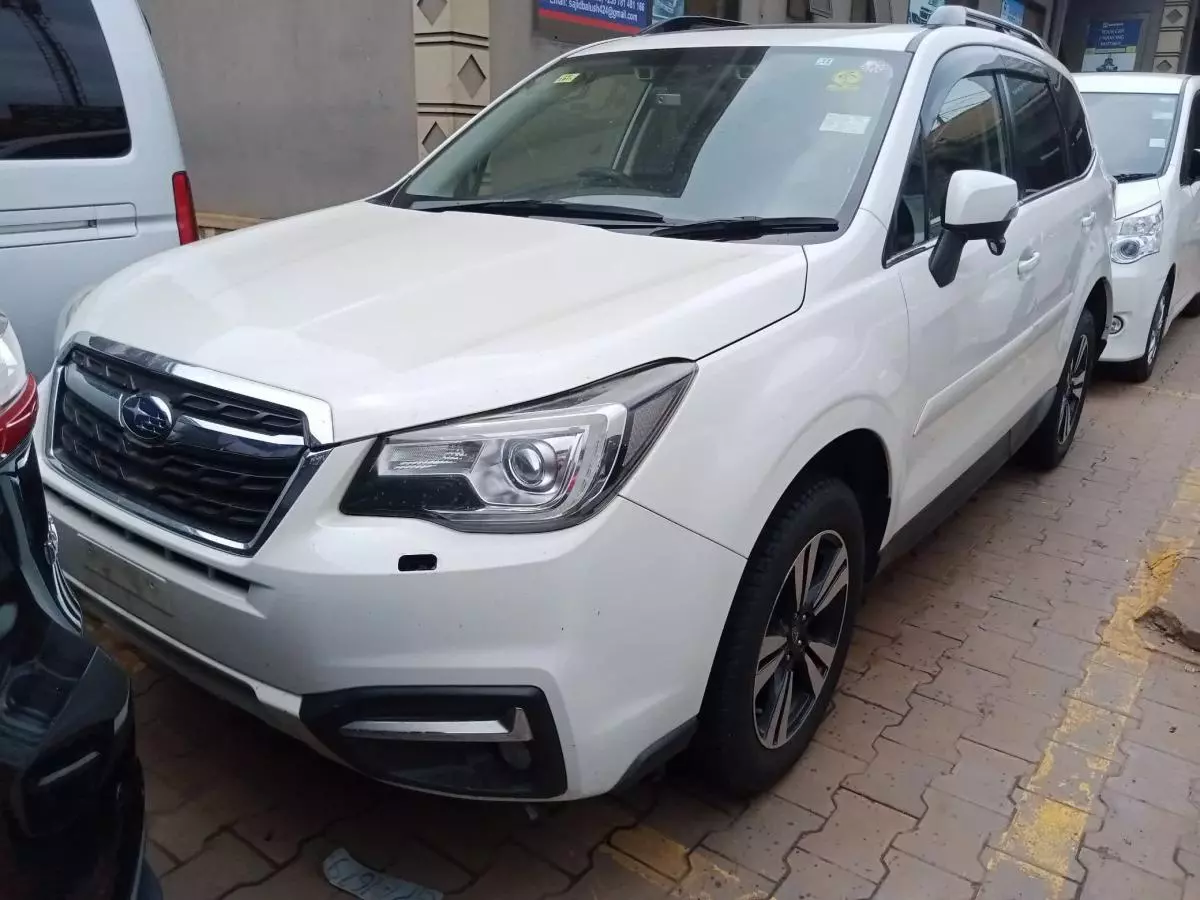 Subaru Forester   - 2015