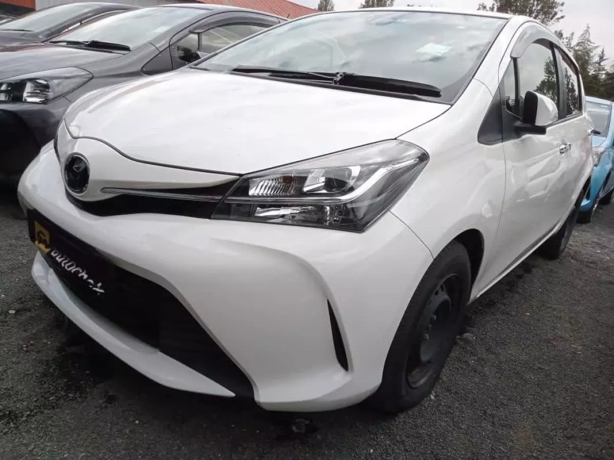 Toyota Vitz - 2016