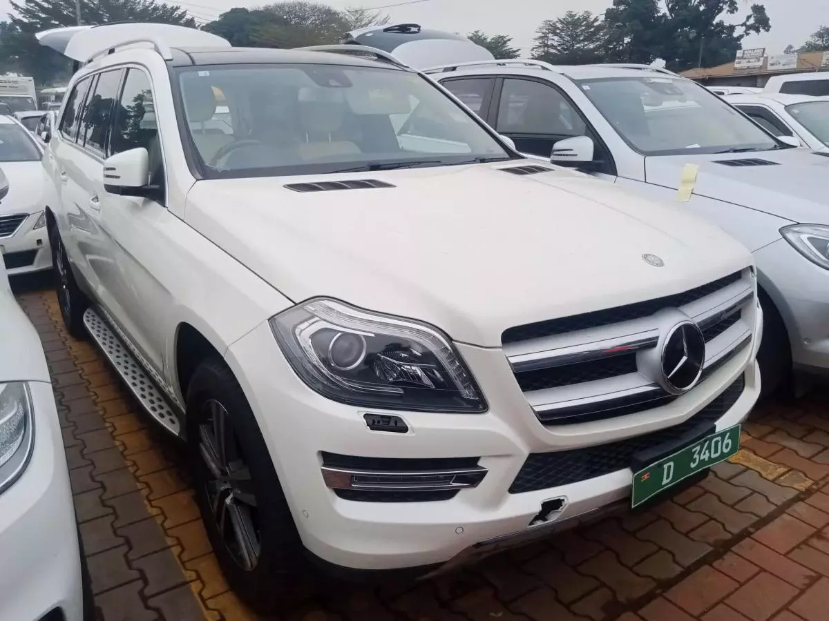 Mercedes-Benz GL 350   - 2015