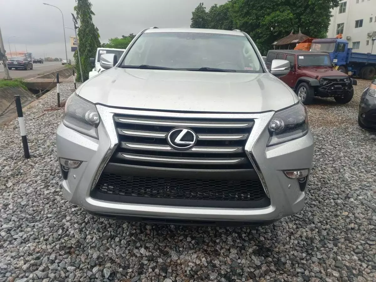 Lexus GX 460   - 2013