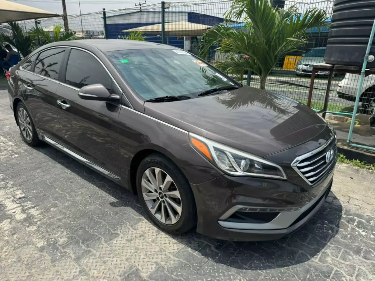 Hyundai Sonata   - 2015