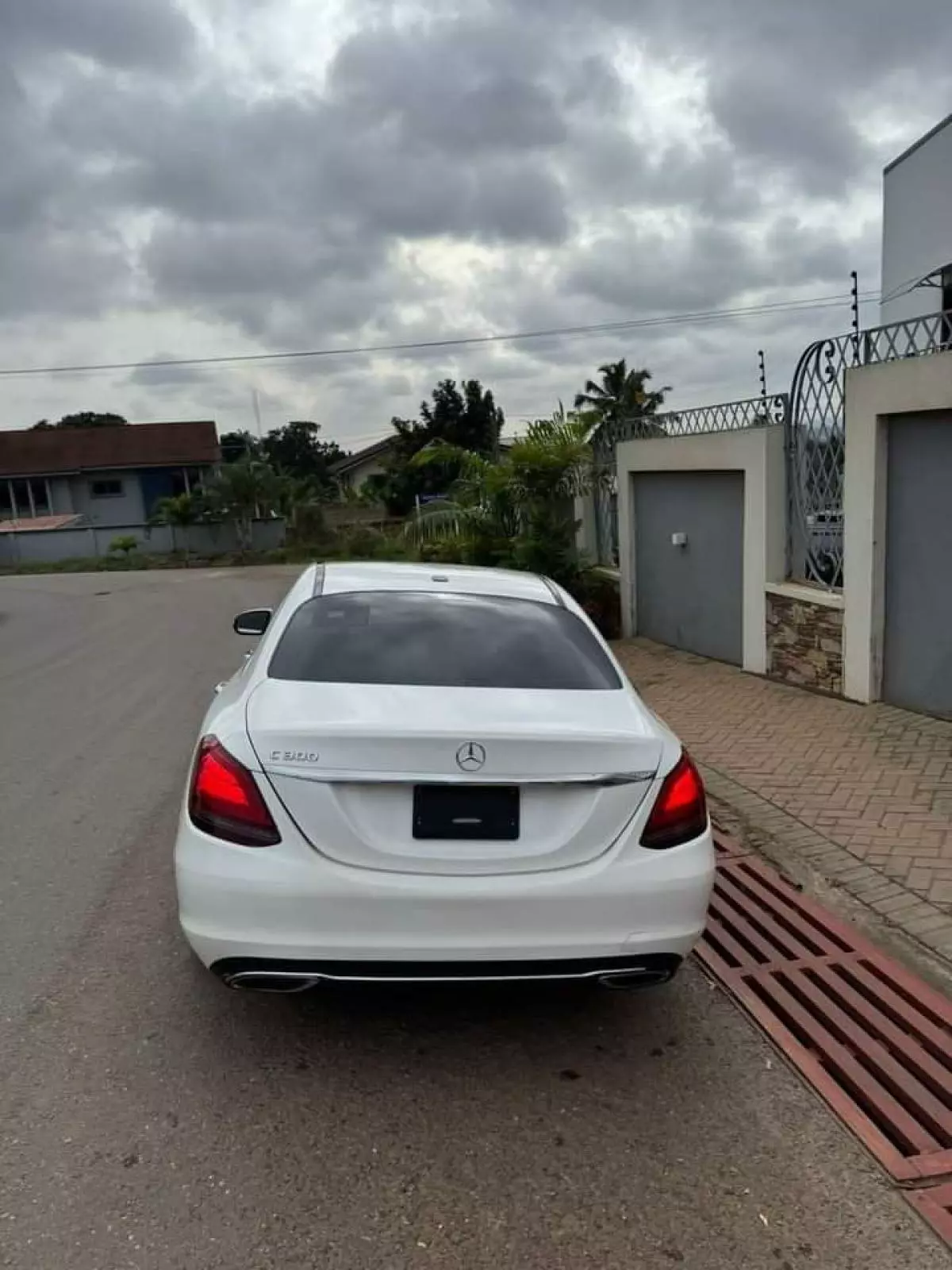 Mercedes-Benz C 300   - 2019