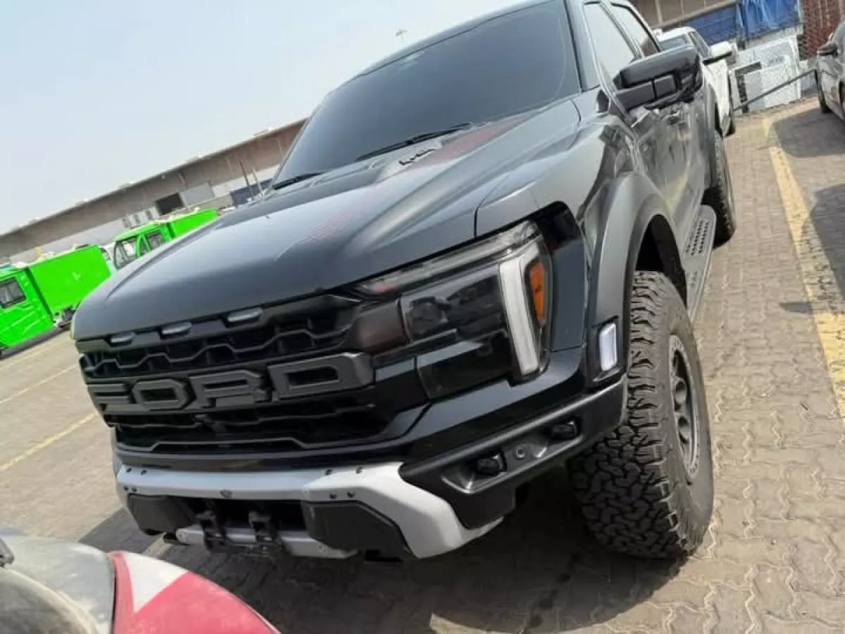 Ford Raptor   - 2024