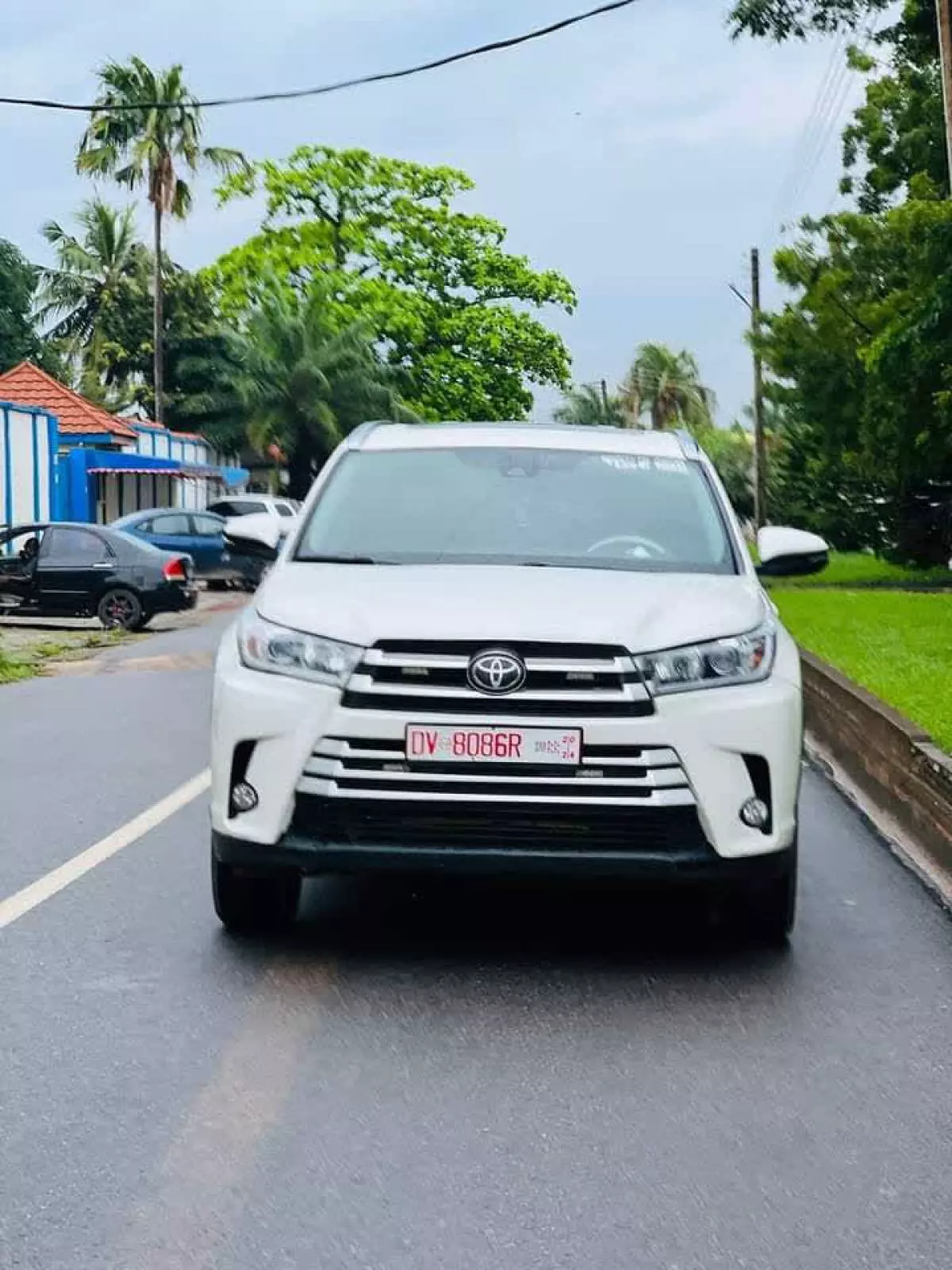 Toyota Highlander   - 2019