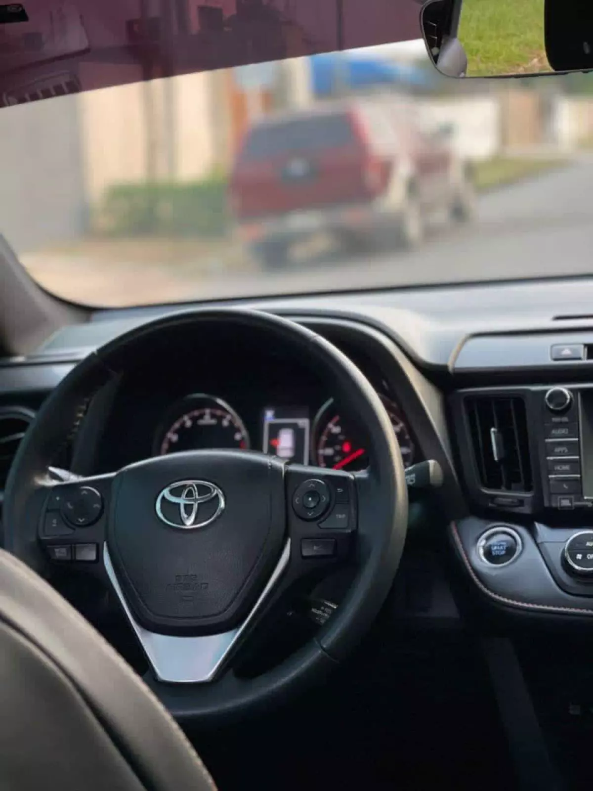 Toyota RAV 4 - 2018