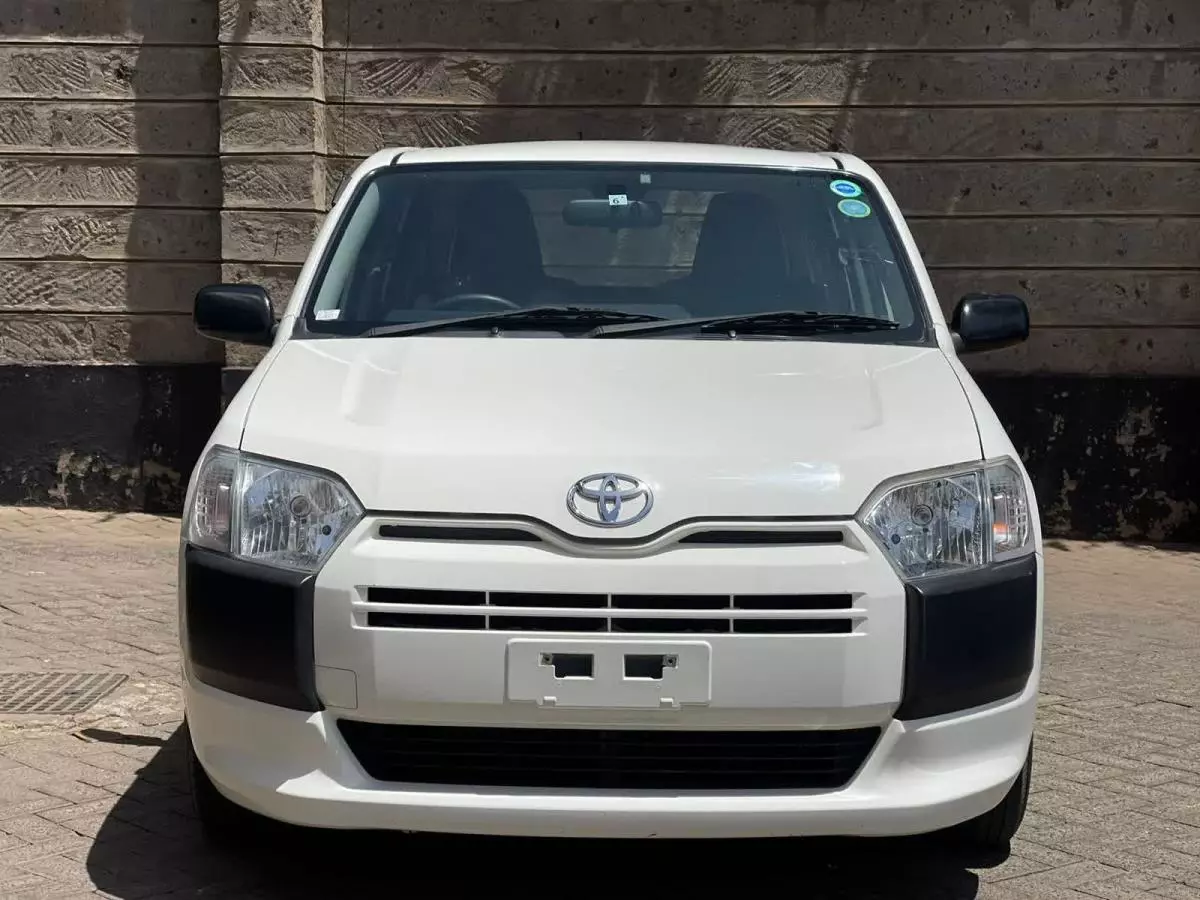 Toyota Probox  - 2017