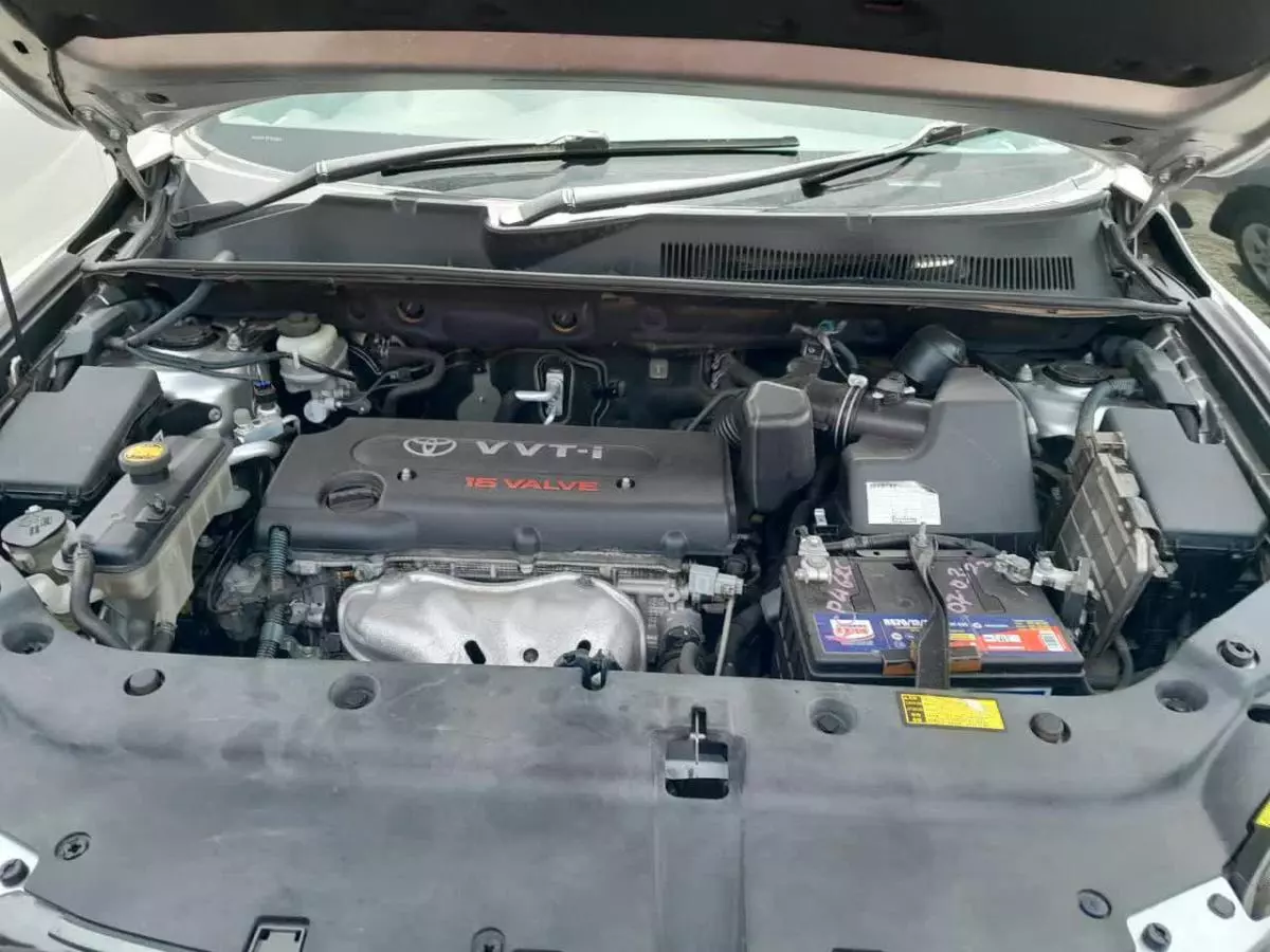 Toyota Vanguard  - 2008