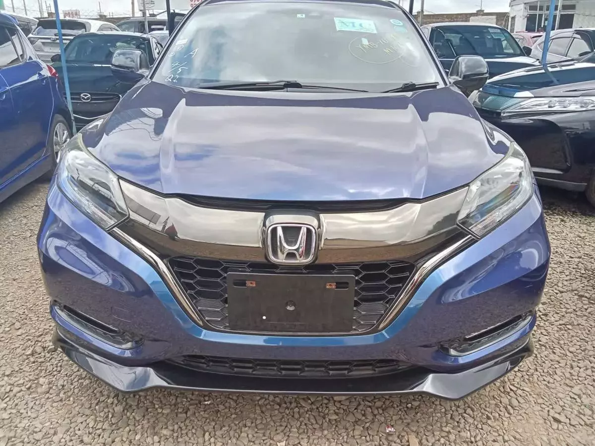 Honda Vezel    - 2017