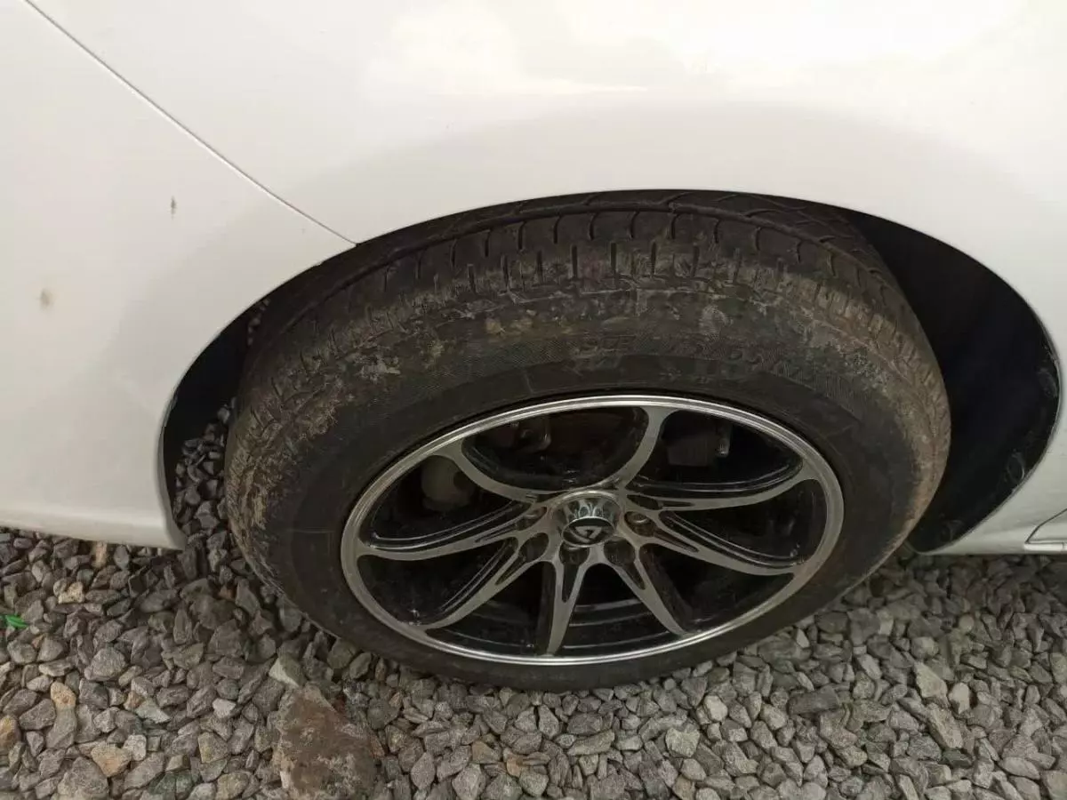 Toyota Axio  - 2015
