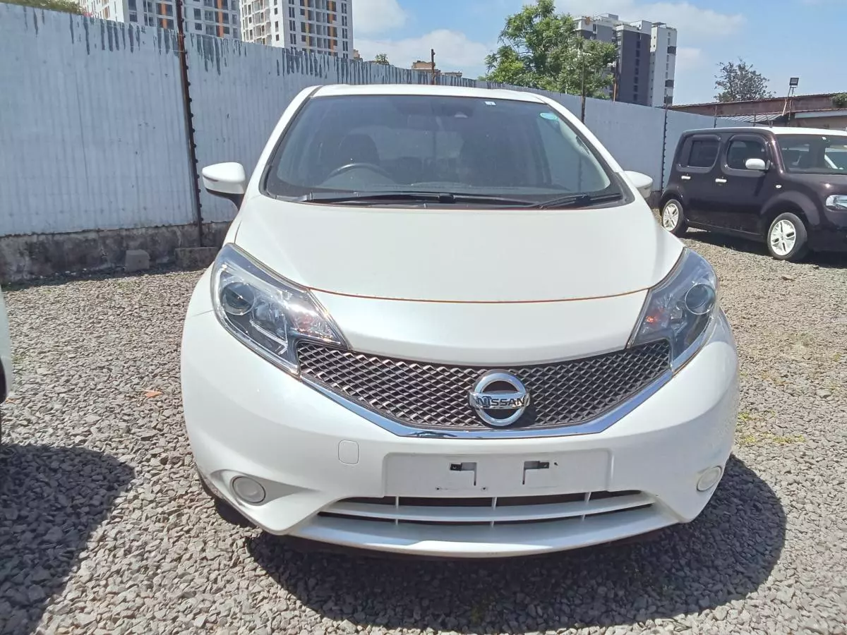 Nissan Note   - 2015