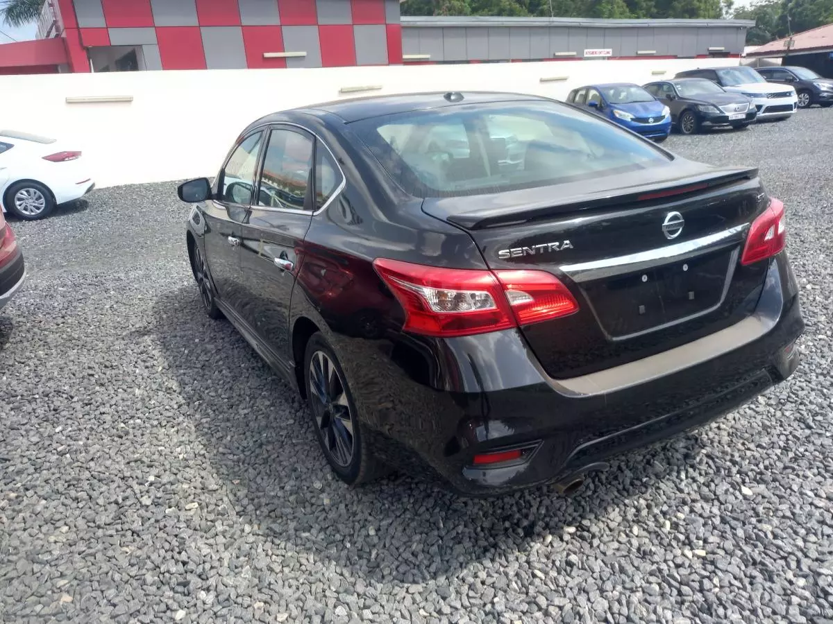 Nissan Sentra   - 2019